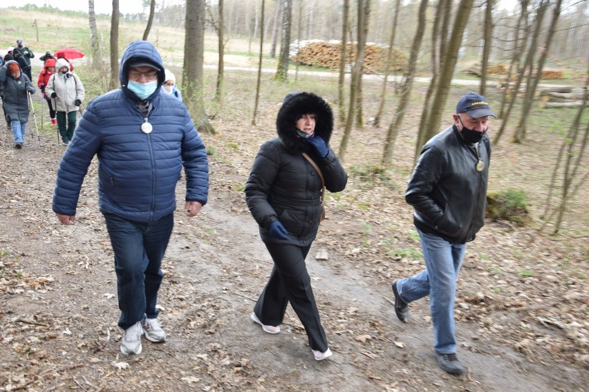 Wiarusy ze Szczecinka znowu ruszyły na szlak. Rajd "Leśne ścieżki" [zdjęcia]