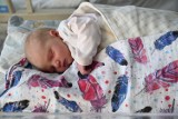Pierwsze dziecko urodzone w 2023 r. w Rudzie Śląskiej. Amelię i jej mamę odwiedził Michał Pierończyk
