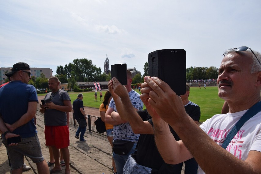 Dariusz Szpakowski zgadzał się na wspólne zdjęcia. To były...