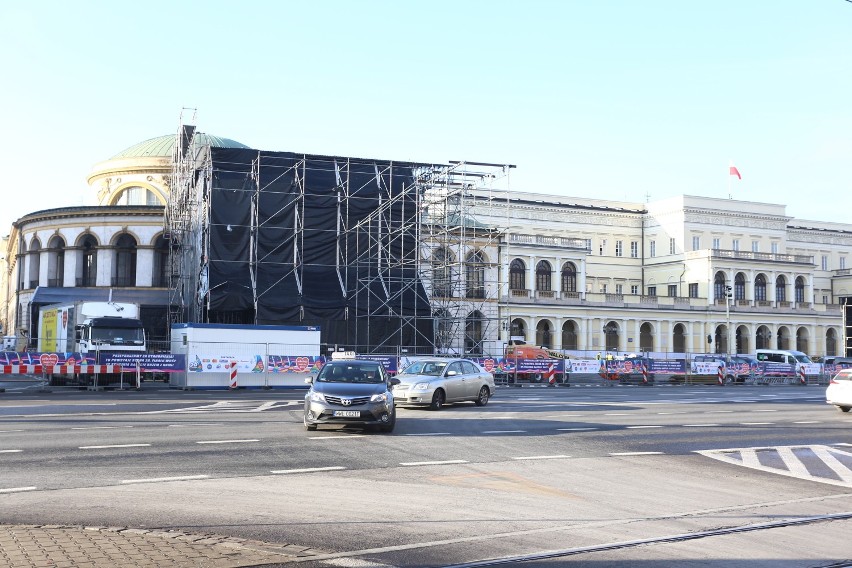 WOŚP 2020, Warszawa. Powstaje miasteczko Orkiestry na pl. Teatralnym i scena na pl. Bankowym