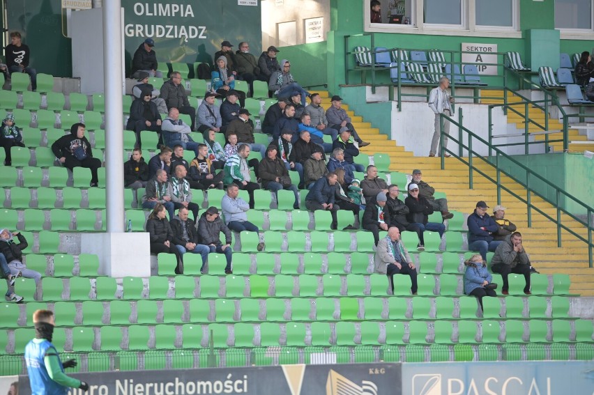 Kibice na meczu Olimpia Grudziądz - Bałtyk Koszalin. Zobacz...