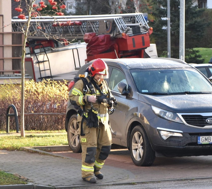 Malbork. Po pożarze na ul. Michałowskiego policja ma wstępne ustalenia. Spłonęło mieszkanie