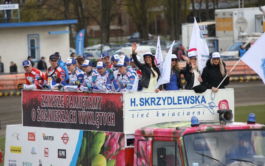 Przerwany mecz Orła Łódź z Wybrzeżem Gdańsk [ZDJĘCIA]