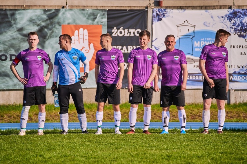 Mecz na stadionie miejskim w Brodnicy rozegrano w środę 28...