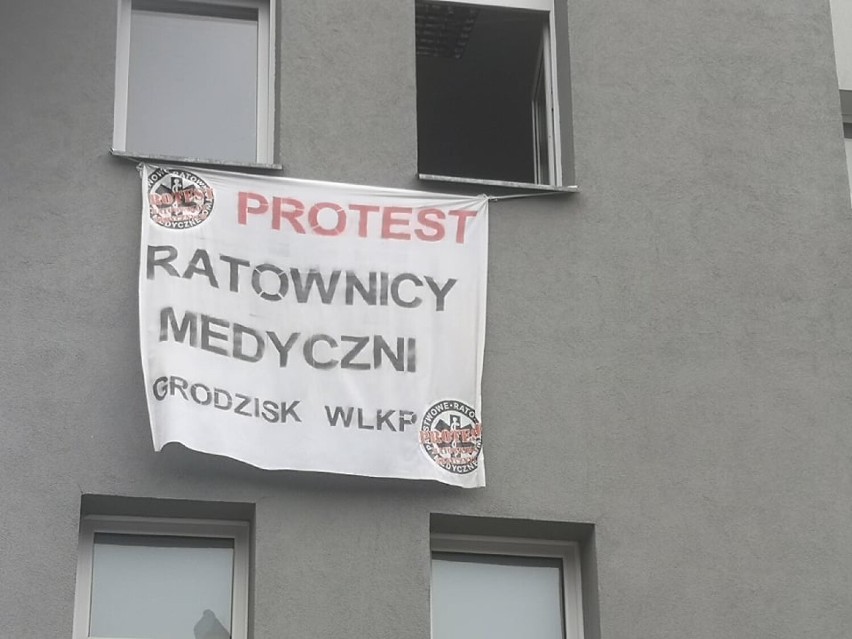 Ratownicy medyczni protestują. "Jak tak dalej pójdzie, to odejdziemy"