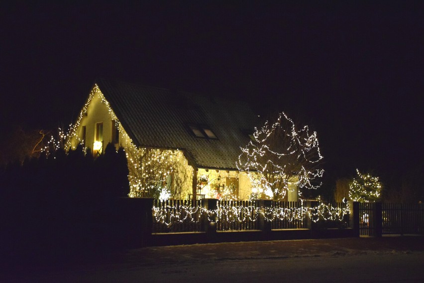 Świąteczne iluminacje mieszkańców Ostrowa Wielkopolskiego.