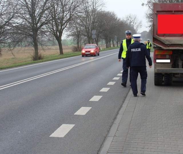 Policja w Międzychodzie zatrzymała dowody rejestracyjne 7 pojazdów