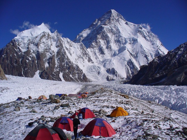 Baza na wysokości 4950 m n.p.m.