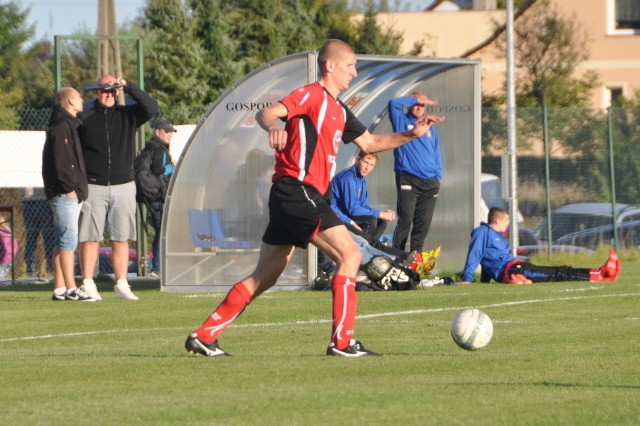 Ks Chwaszczyno - Anioły Garczegorze 0:1 (0:1)