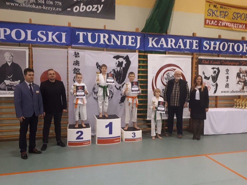 Dobre wyniki słupskich zawodników w turnieju karate [zdjęcia]