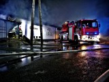 Pożar piekarni Brel w Poraju. Spłonął zakład o powierzchni 2400 m kw. Na szczęście nikt nie ucierpiał [ZDJĘCIA]