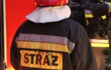 Pożar domu w Starachowicach. Mężczyzna pod opieką załogi karetki 