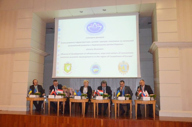 Poprzednie dwie edycje Forum zorganizowano w Truskawcu na Ukrainie.