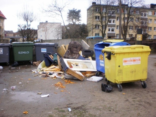 Wielkie śmietnisko w Wejherowie