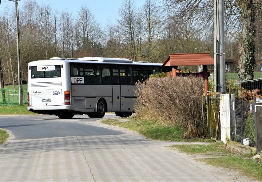 DPP Darłowo m.in. obsługuje gminę Sławno. Na zdjęciu autobus...