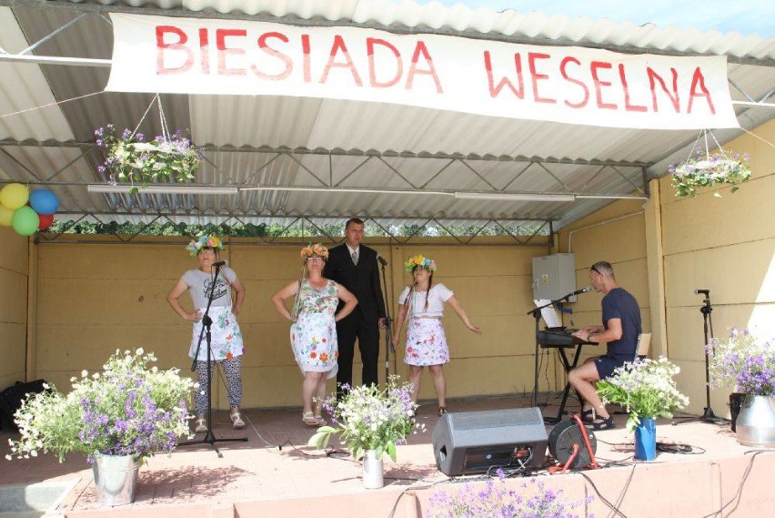 Biesiada weselna w Domu Pomocy Społecznej w Rogowie  [ZDJĘCIA] 