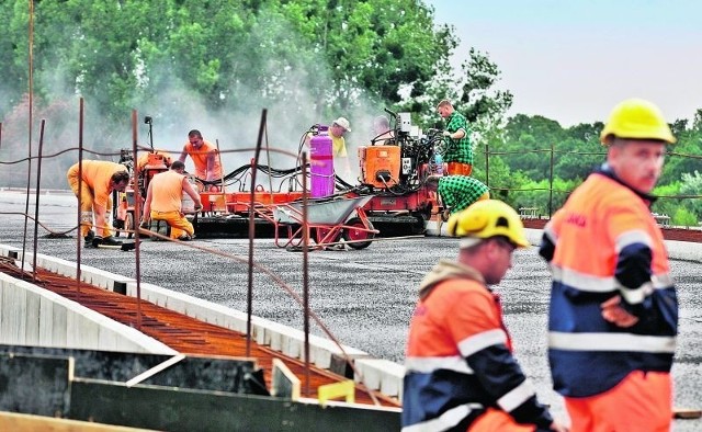 Budowlańcy zapewniają, że spieszą się z budową obwodnicy śródmiejskiej nie na wybory