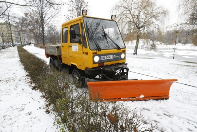 Co robić, gdy spadnie śnieg w Długołęce?