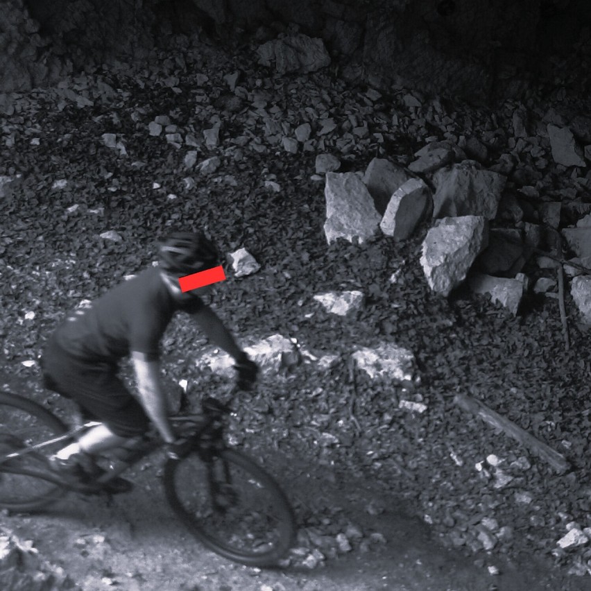 Zaskakujące odkrycie w jaskini na Jurze! Ukryta kamera uchwyciła skandaliczne sytuacje. Turyści powinni się wstydzić... 