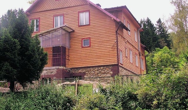 Powiatowi udało się sprzedać m.in. byłe schronisko turystyczne koło Lądka-Zdroju
