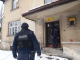 Zakopane. Policjant uratował bezdomnego przed śmiercią 