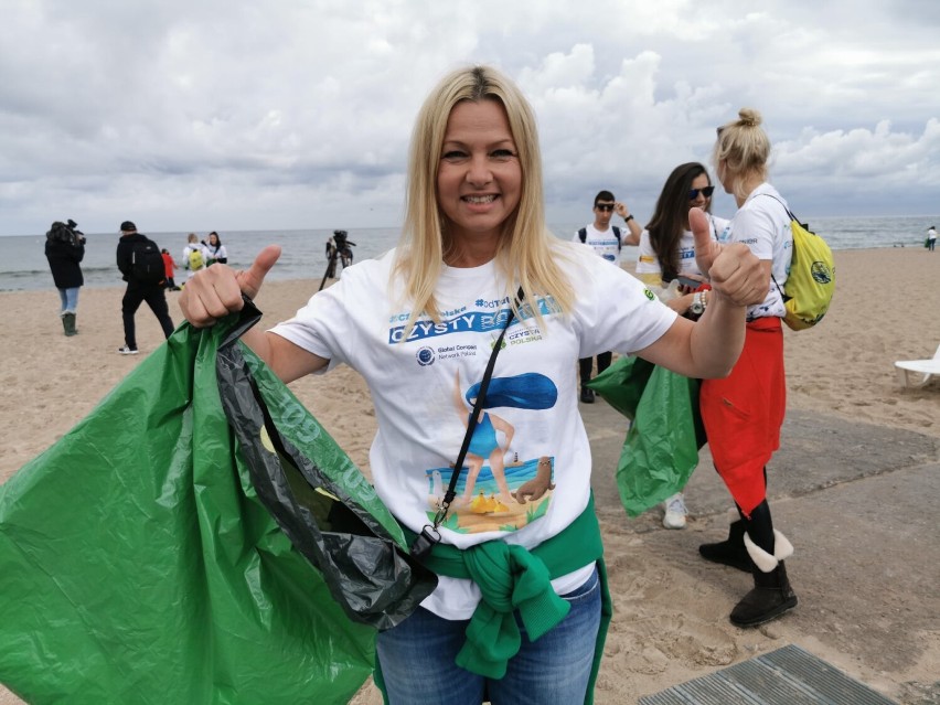 Ekologiczna akcja we Władysławowie. Czysty Bałtyk na plażach i w ich sąsiedztwie zebrali prawie 2 tony odpadków! | ZDJĘCIA, WIDEO