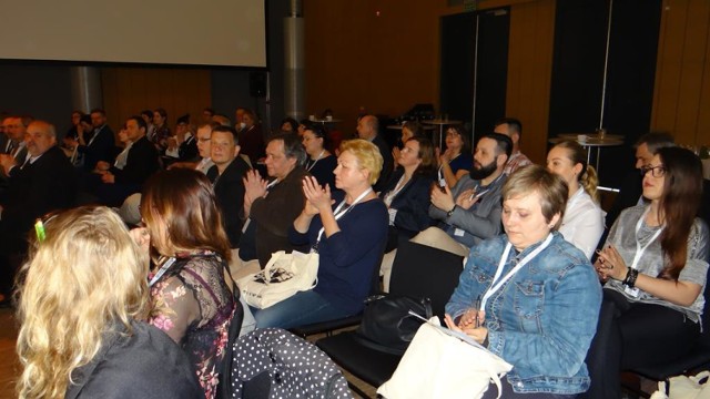 Dyrektorzy i kustosze muzeów z województwa łódzkiego na konferencji w Zduńskiej Woli