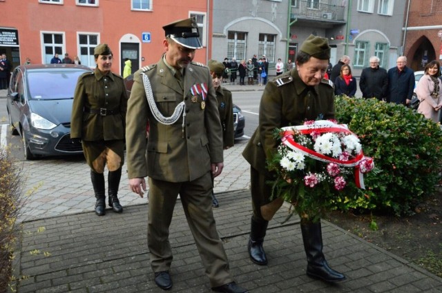 Prabuckie uroczystości związane ze Świętem Niepodległości tradycyjnie rozpoczną się pod pomnikiem pamięci przy ul. Kwidzyńskiej.