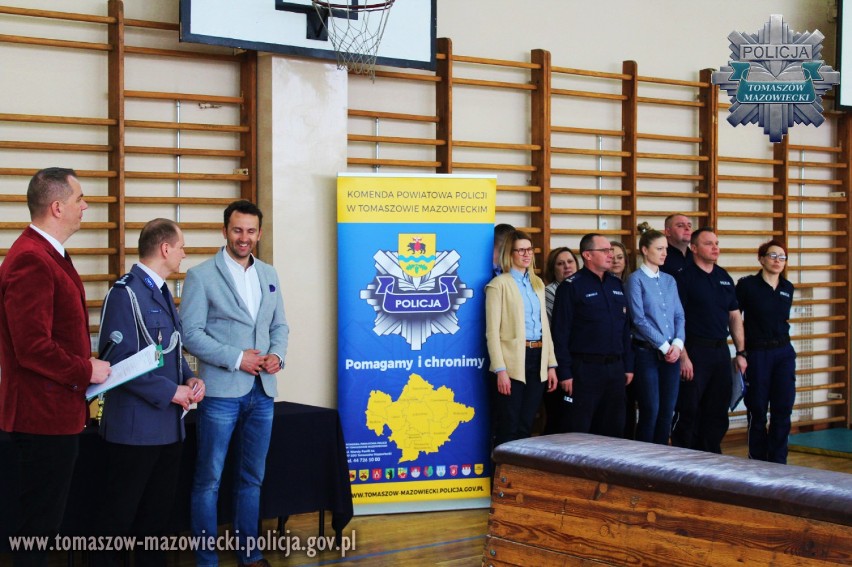 Za nami eliminacje powiatowe turnieju policyjnego dla szkół średnich w Tomaszowie Maz. [ZDJĘCIA]