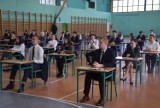 W kościańskiej "czwórce" do egzaminu przystąpiło 73. gimnazjalistów FOTO
