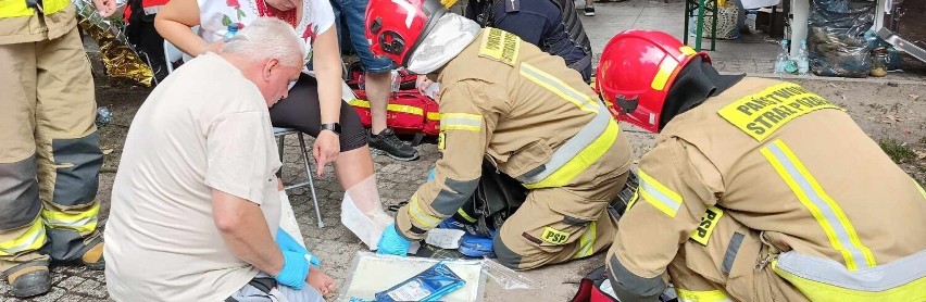 Na pomoc ruszyli strażacy z KP PSP Chełmno i medycy z trzech...