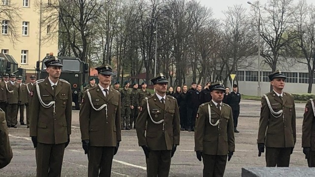 Żołnierze 4. Głogowskiego Batalionu Wojsk Inżynieryjnych obchodzi swoje święto