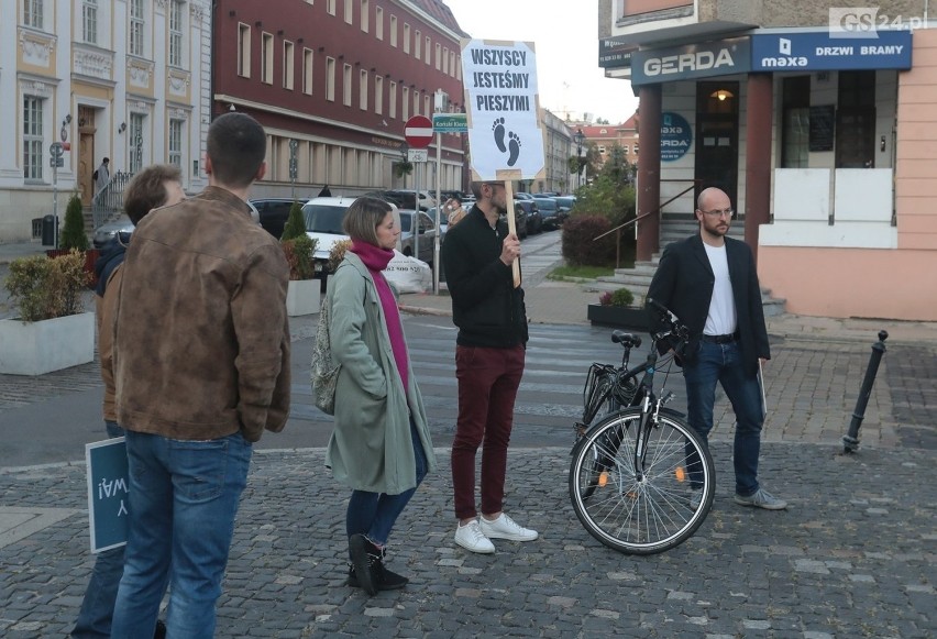 "Wszyscy jesteśmy pieszymi". Parada w Szczecinie [ZDJĘCIA]