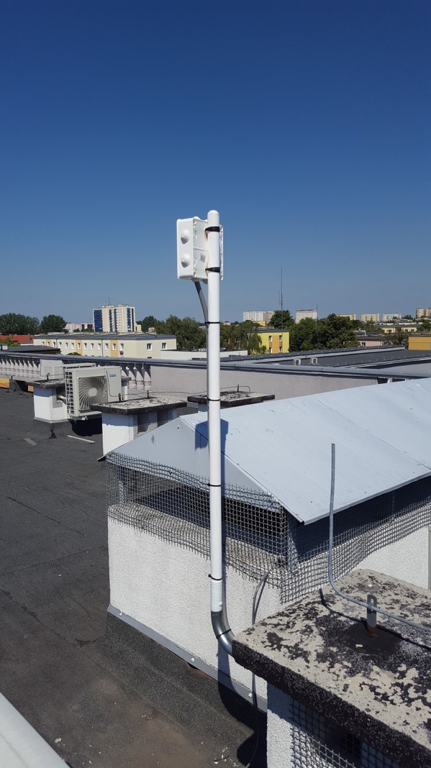 Detektor burzowy na dachu Starostwa Powiatowego w Koninie