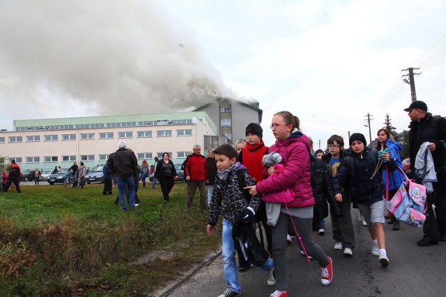 Pożar w szkole podstawowej w Gorzkowicach spowodował, że wyłączono z użytkowania cały budynek