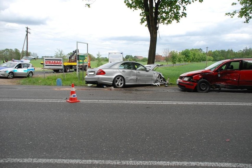 Kolizja na K-11 między Podaninem a Budzyniem, dwa auta poważnie uszkodzone