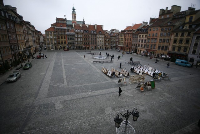 Uliczki Starego Miasta do generalnego remontu. W sierpniu robotnicy rozkopią Rynek