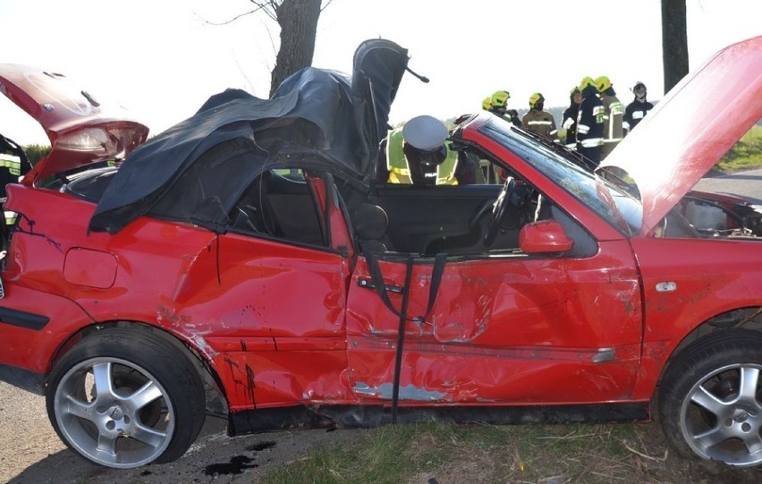 Wypadek w Bobowie w pow. starogardzkim 11.04.2020. Nie żyje 16-latek