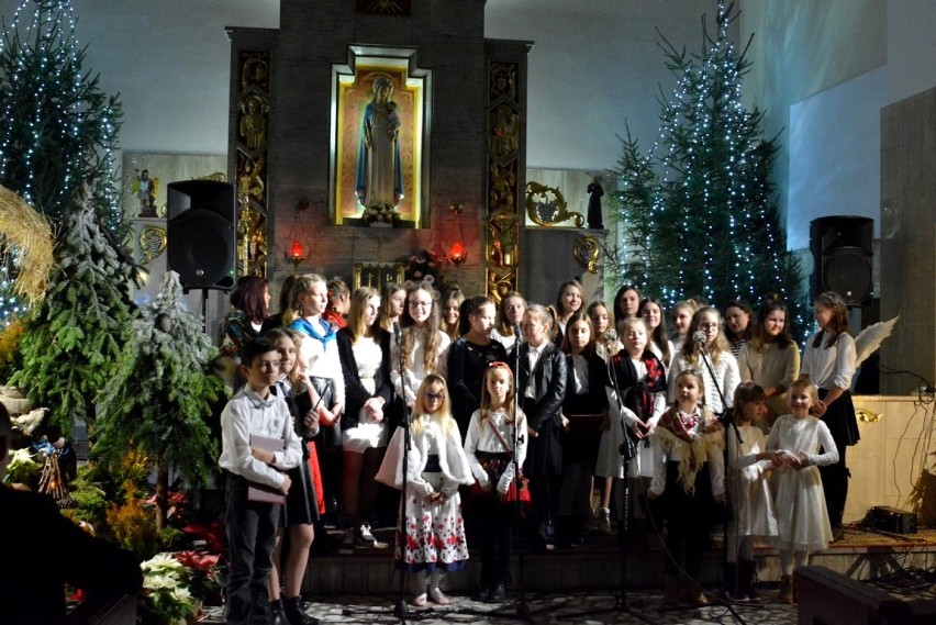 W Zbąszynku popłynęły "Kolędy i pastorałki do nieba"