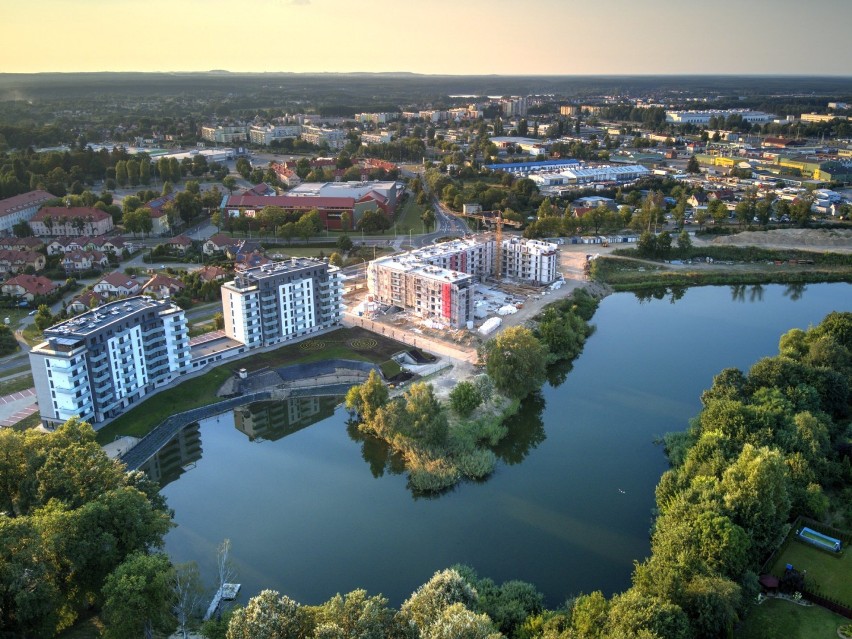 Tak wyglądają nowe i przyszłe osiedla w Pile z lotu ptaka. Piła w obiektywie nad placami budowy [ZDJĘCIA]