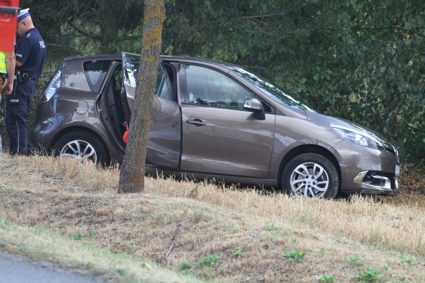 Wypadek w Krajence. Trzy osoby poszkodowane