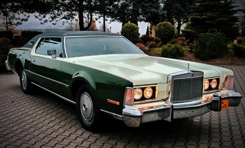 Lincoln Continental Mark IV z 1974 roku


Zobacz ofertę