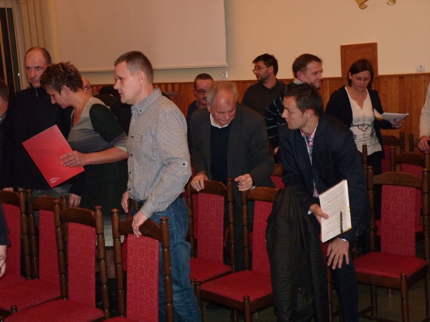 Awantura o RIPOK na nadzwyczajnej sesji rady miasta Radomska