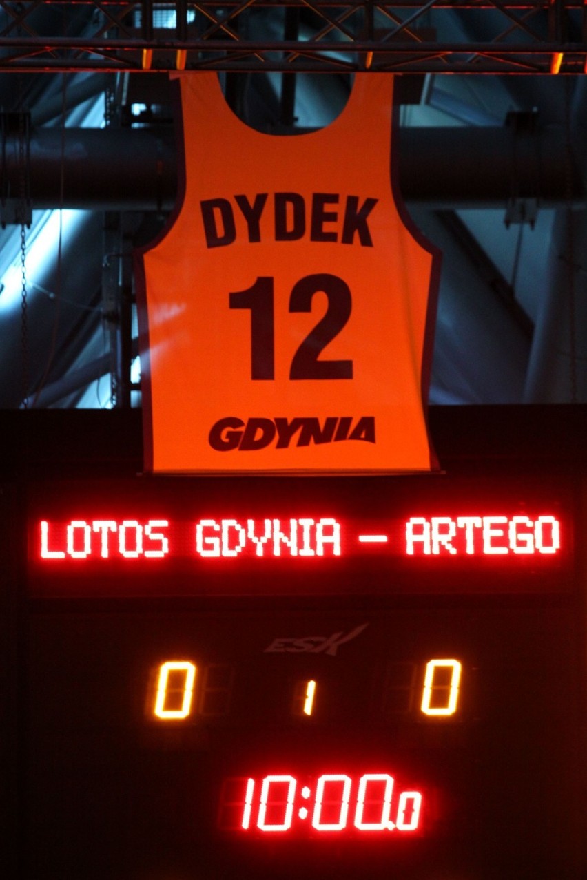 Małgorzata Dydek, nieżyjąca już niestety, była gwiazda koszykówki w Gdyni, trafi do galerii sław
