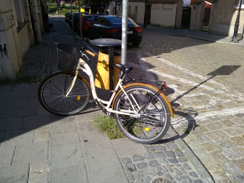 Stojaki na rowery w Poznaniu - Czy jest ich za mało?