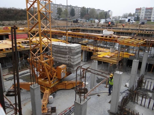 Na dokończenie budowy pływalni w Radomsku miasto przeznaczy w 2020 roku ponad 17 mln zł