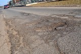 Łatanie dziur w Gdańsku: Drogowcy dostają dziesiątki próśb o interwencje [PRZEŚLIJ ZDJĘCIA]