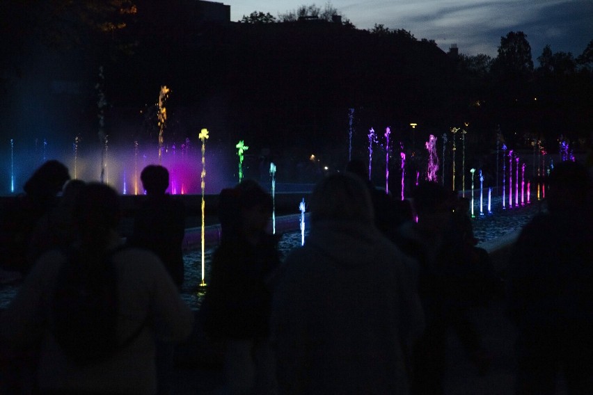 Multimedialny Park Fontann, Warszawa 2023. Kolorowy pokaz wrócił do stolicy. W tym roku zobaczymy legendarne animacje Disney'a