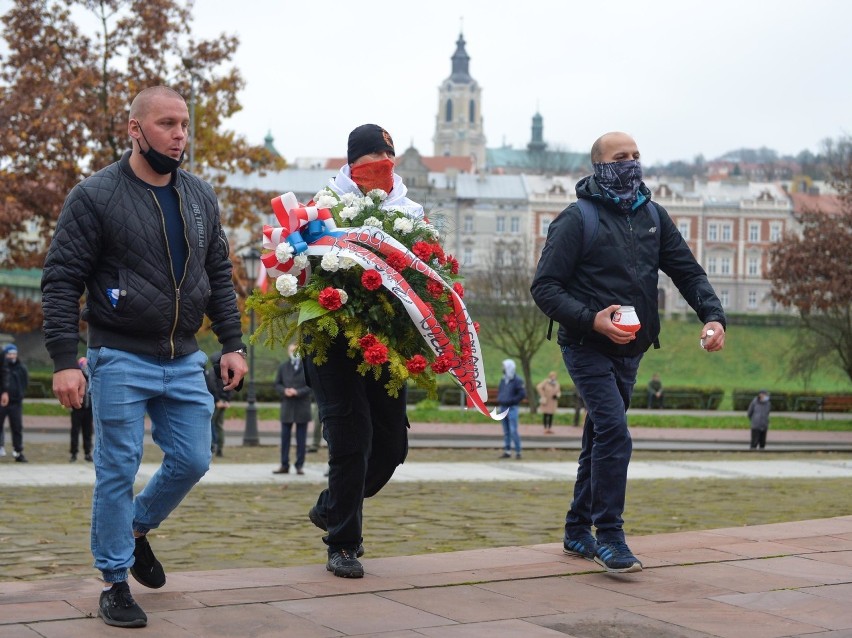 Kibice Polonii Przemyśl pamiętali o 102. rocznicy odzyskania niepodległości [ZDJĘCIA]