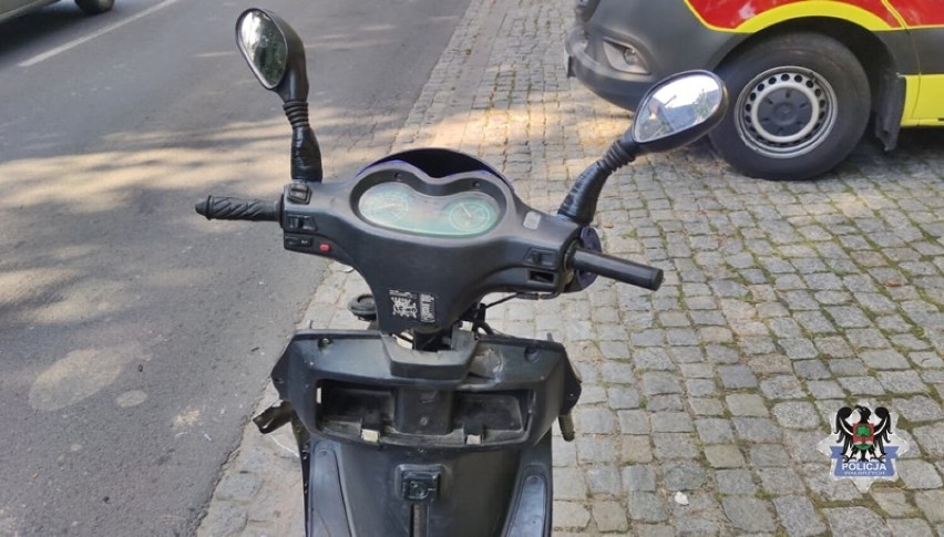 Kobieta wjechała autem w motorowerzystę w Szczawnie-Zdroju